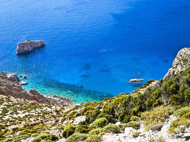 10 rincones de Grecia donde el mar parece una piscina natural Playas del mundo
